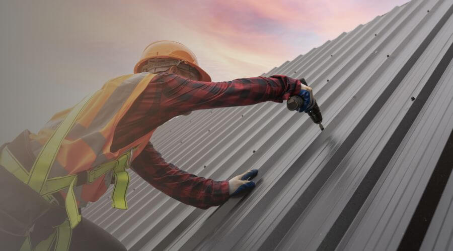 Expert top industrial roofings services in Naalehu, HI